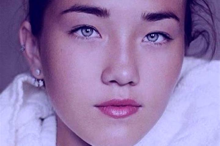 Luna, 30, a chestnut grey-eyed caucasian companion based in Goeycay. Offering Fetish, Party Girl, GFE. Available for incall and outcall, day and evening dates.