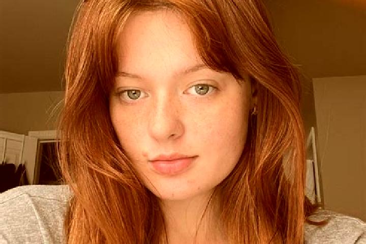 Luna, 30, a red brown-eyed caucasian companion based in Bascunana de San Pedro. Offering Striptease, GFE, Tantra. Available for incall and outcall, day and e...