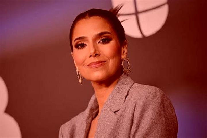 Luna, 30, a red green-eyed latina companion based in Datartua. Offering Prostate Massage, Domination, Overnight, A-Level, Duos. Available for incall and outc...