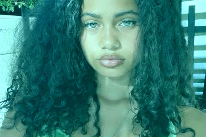 Luna, 30, a red green-eyed mixed companion based in Matuga. Offering BDSM, Striptease, Overnight, 69. Available for incall and outcall, overnight bookings av...
