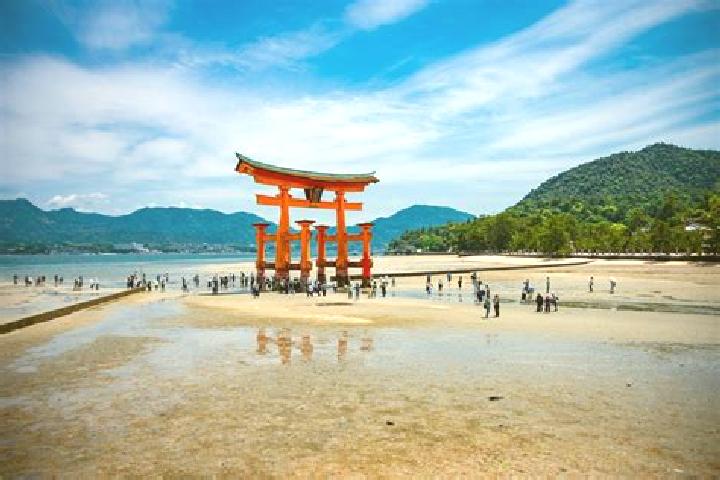 Luna, 30 — Escort in Ajima, Japan