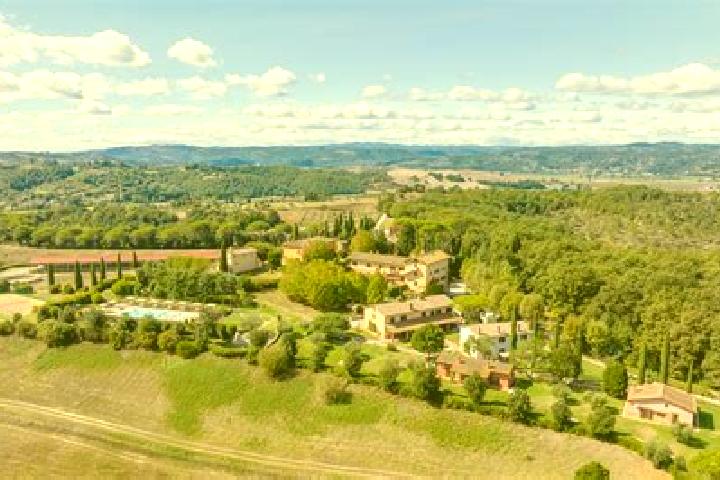 Luna, 30 — Escort in Caiolo, Italy