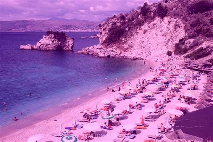 Luna, 30 — Escort in Dermenas, Albania