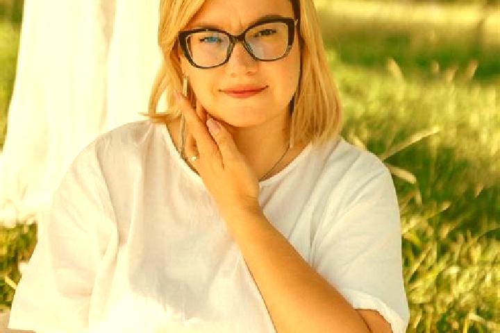 Luna, 30 — Escort in Iziaslav, Ukraine