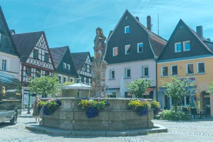 Luna, 30 — Escort in Mullenbach, Germany
