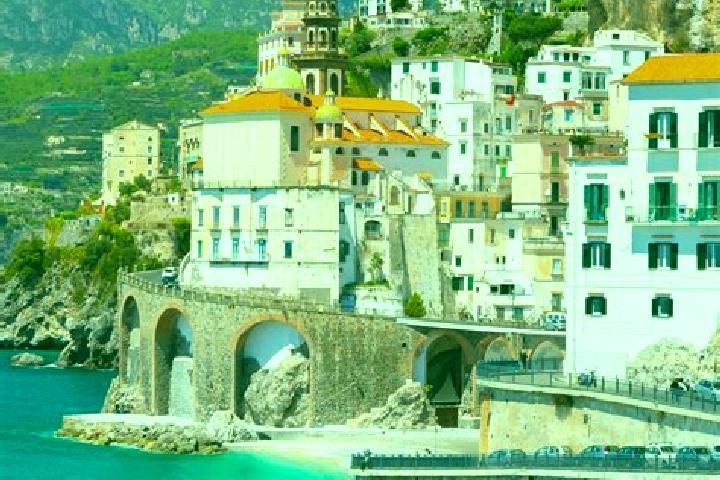 Luna, 30 — Escort in Segonzano, Italy