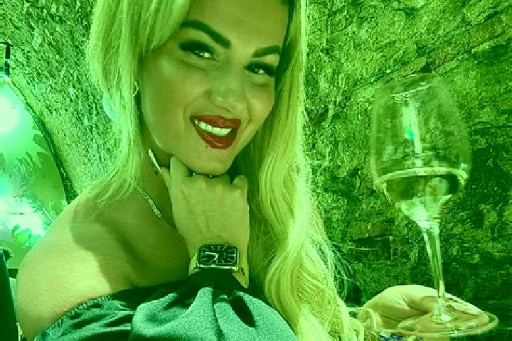 Luna, 30 — Escort in Severka, Russia