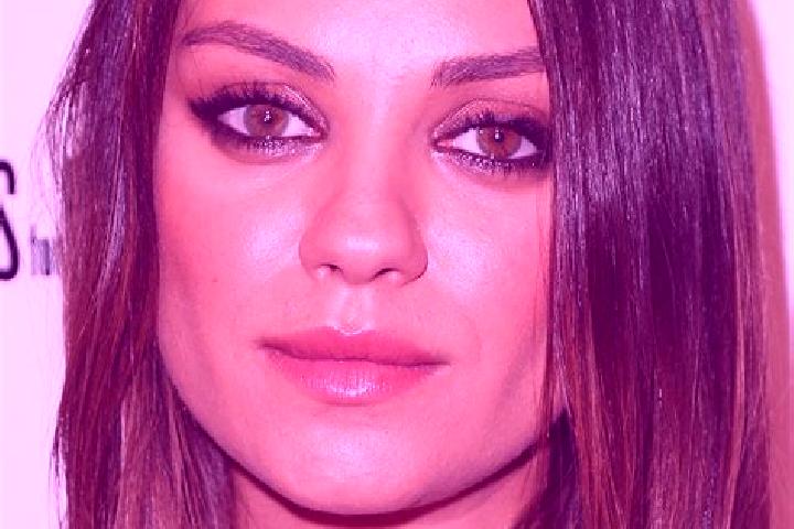 Luna, 31, a auburn hazel-eyed european companion based in Cosio di Arroscia. Offering Deep French Kissing, Prostate Massage, Tantra, Erotic Massage. Availabl...