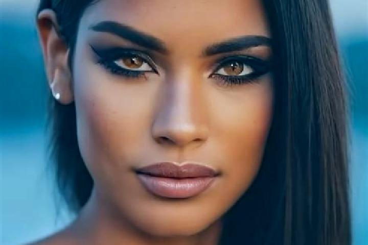 Luna, 31, a black brown-eyed latina companion based in Lembeek. Offering OWO, Dinner Date, Duos, Prostate Massage. Available for incall and outcall, overnigh...