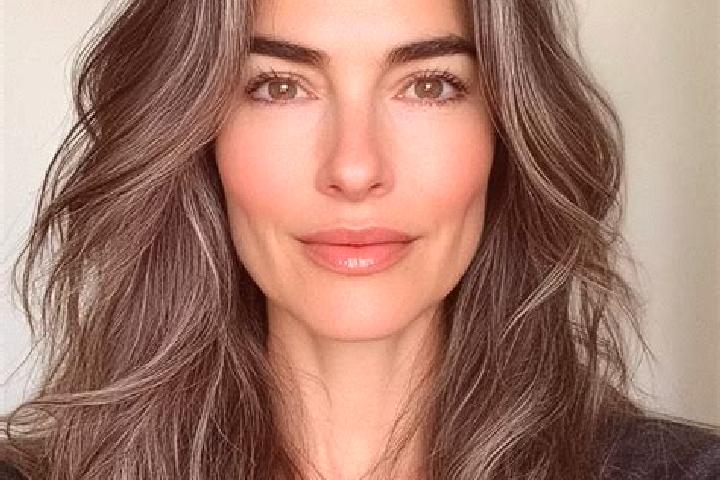 Luna, 31, a brunette grey-eyed mixed companion based in Grundviller. Offering Duos, Couples, 69. Available for incall and outcall, overnight bookings available.