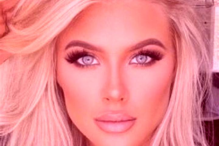 Luna, 31, a platinum blonde brown-eyed indian companion based in Kedungsumur. Offering Domination, Striptease, Overnight, 69. Available for incall and outcal...