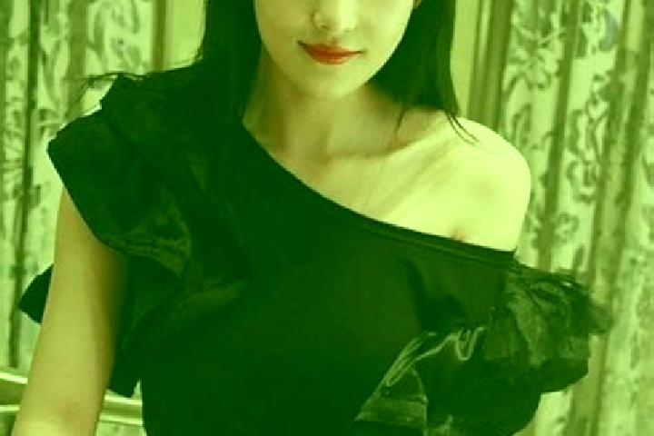 Luna, 31, a red dark-eyed asian companion based in Gunzwil. Offering CIM, A-Level, 69, Party Girl. Available for incall and outcall, overnight bookings avail...