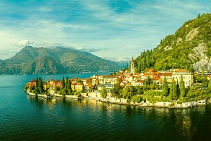 Luna, 31 — Escort in Calozzo, Italy