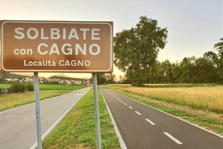 Luna, 31 — Escort in Carugo, Italy