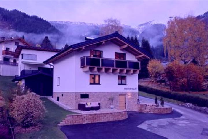 Luna, 31 — Escort in Schmitten, Austria