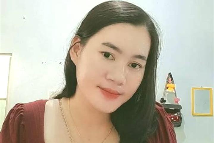 Luna, 31 — Escort in Sekadau, Indonesia