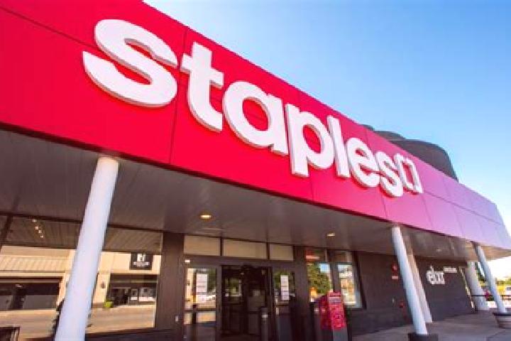 Luna, 31 — Escort in Staples, United States