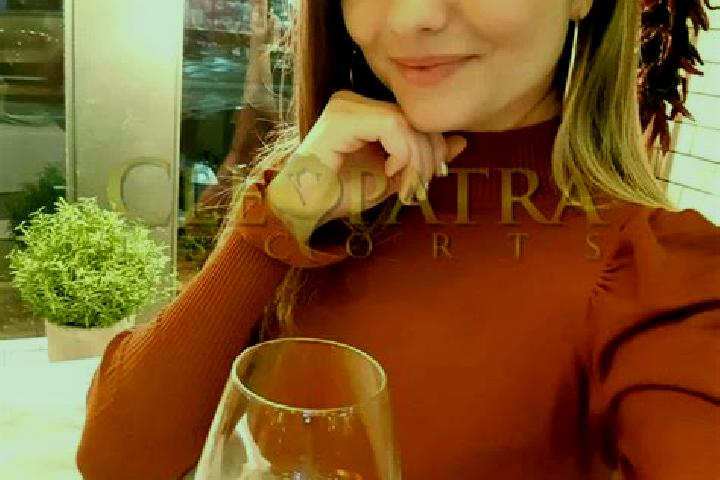 Luna, 32, a blonde amber-eyed caribbean companion based in Itambacuri. Offering A-Level, Dinner Date, Prostate Massage, OWO. Available for incall and outcall...
