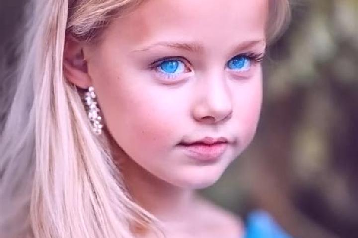 Luna, 32, a blonde blue-eyed ebony companion based in Zheyuan. Offering Fetish, Domination, Duos. Available for incall and outcall, overnight bookings availa...