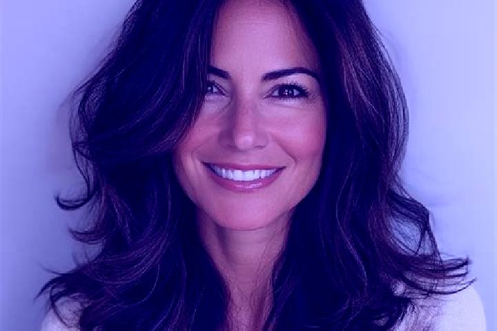 Luna, 32, a brunette dark-eyed caribbean companion based in Chapala. Offering Overnight, Deep French Kissing, Girlfriend Experience, Travel Companion. Availa...