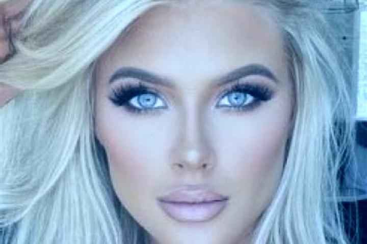 Luna, 32, a platinum blonde amber-eyed caribbean companion based in Adlaon. Offering Duos, Erotic Massage. Available for incall and outcall, overnight bookin...