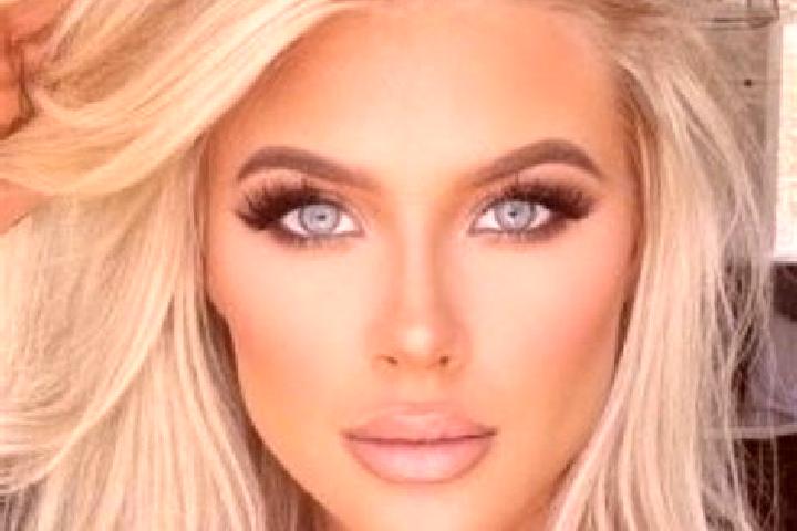 Luna, 32, a platinum blonde dark-eyed mediterranean companion based in Manfalut. Offering Couples, Domination, BDSM, Massage, GFE. Available for incall and o...