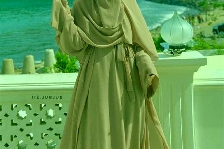 Luna, 32, a red dark-eyed caribbean companion based in Shahrak-e Shahid Mohammad Nuri. Offering Party Girl, Couples. Available for incall and outcall, overni...
