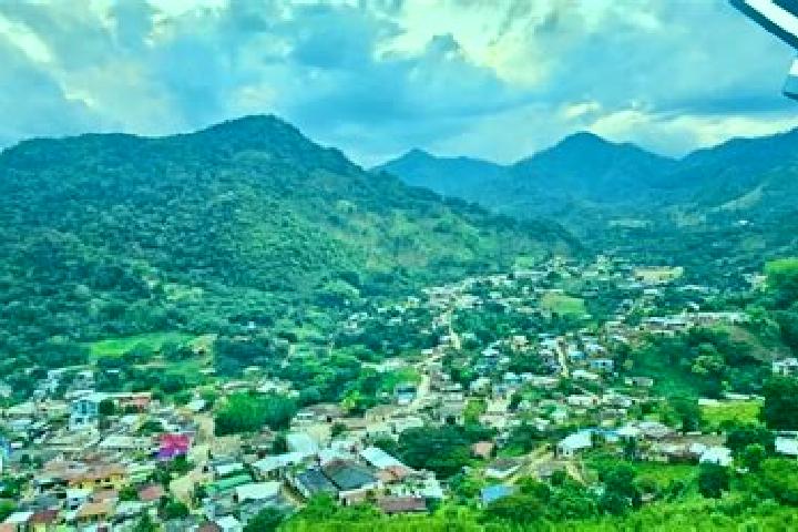 Luna, 32 — Escort in Vallecillo, Honduras