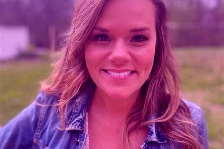 Luna, 33 — Escort in Keene, United States