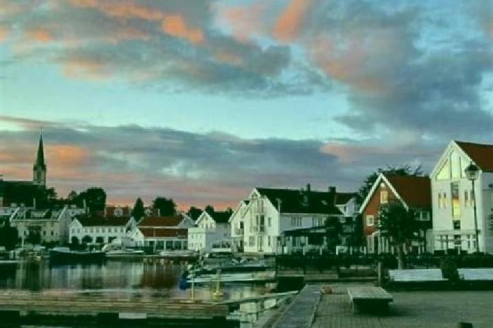 Luna, 33 — Escort in Lillesand, Norway