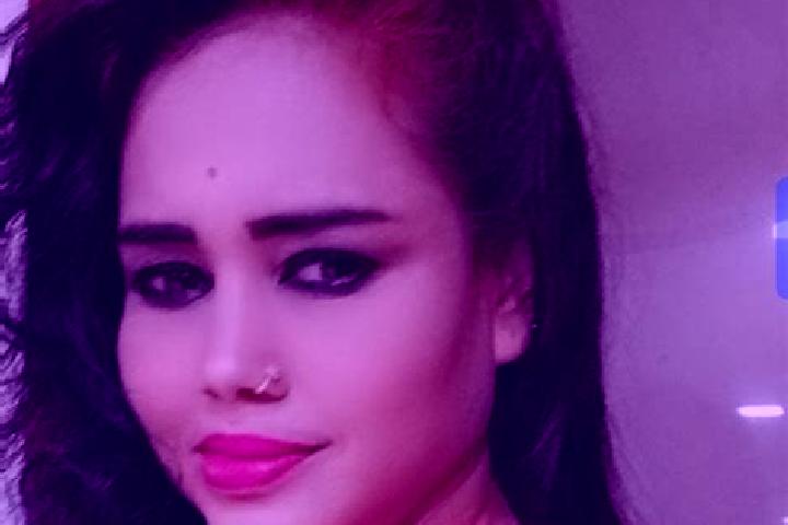 Luna, 33 — Escort in No.2 Goreswar, India