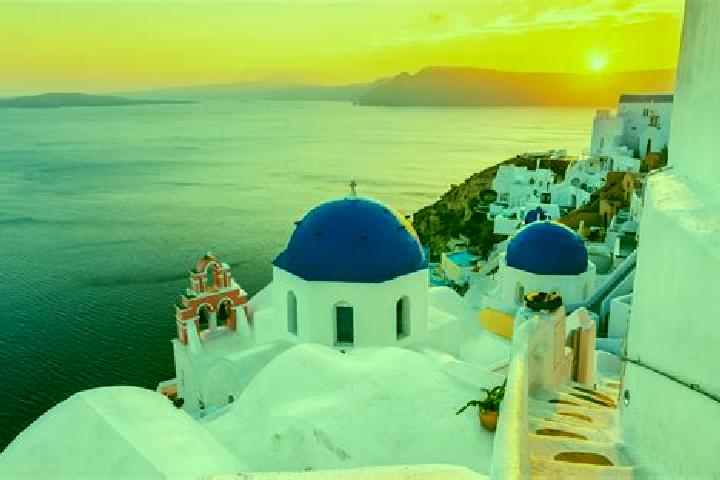 Luna, 33 — Escort in Okhthia, Greece
