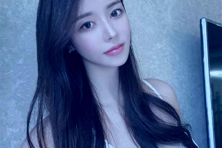 Luna, 33 — Escort in Qiongkulecun, China