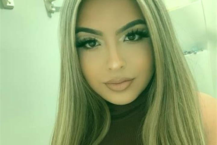 Luna, 34, a blonde brown-eyed latina companion based in St. Anthony. Offering Party Girl, Travel Companion, Prostate Massage, Fetish, Dinner Date. Available ...