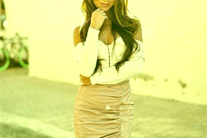 Luna, 34, a brunette amber-eyed latina companion based in Riano. Offering Deep French Kissing, Party Girl, Duos, Girlfriend Experience. Available for incall ...