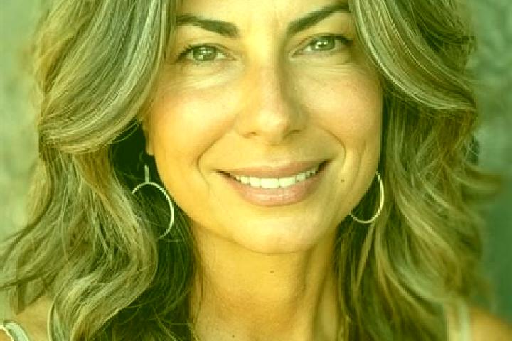 Luna, 34, a brunette grey-eyed european companion based in Bokensdorf. Offering Erotic Massage, Tantra, Couples. Available for incall and outcall, day and ev...