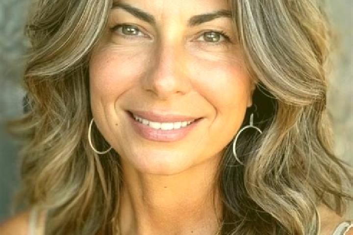 Luna, 34, a brunette grey-eyed slavic companion based in Achim. Offering Travel Companion, Erotic Massage, Prostate Massage, Roleplay, CIM. Available for inc...