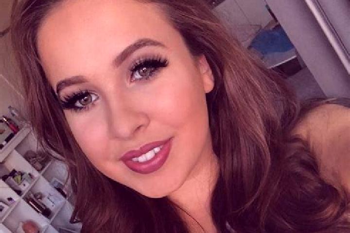 Luna, 34, a dark blonde amber-eyed ebony companion based in Aitkenvale. Offering Overnight, Duos, Couples, Prostate Massage. Available for incall and outcall...