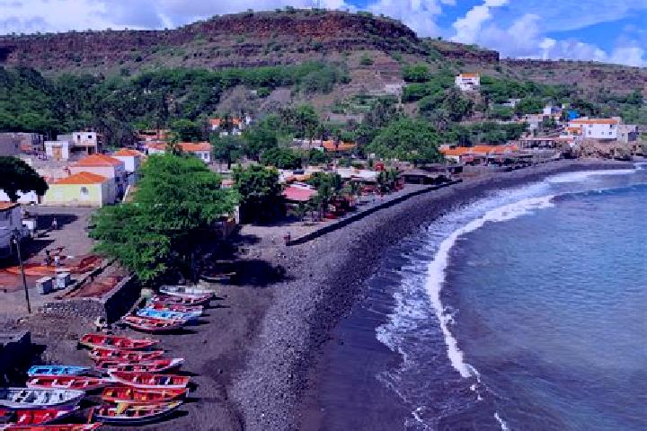 Luna, 34 — Escort in Calabaceira, Cape Verde