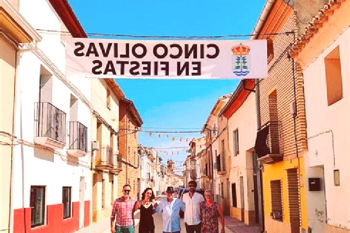Luna, 34 — Escort in Cinco Olivas, Spain
