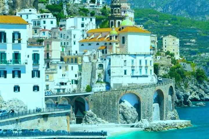 Luna, 34 — Escort in Seminara, Italy