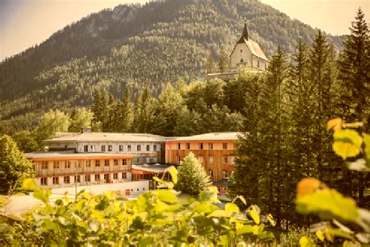 Luna, 34 — Escort in St. Sebastian, Austria