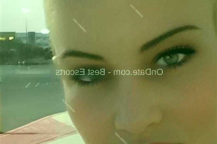 Luna, 34 — Escort in Vinings, United States