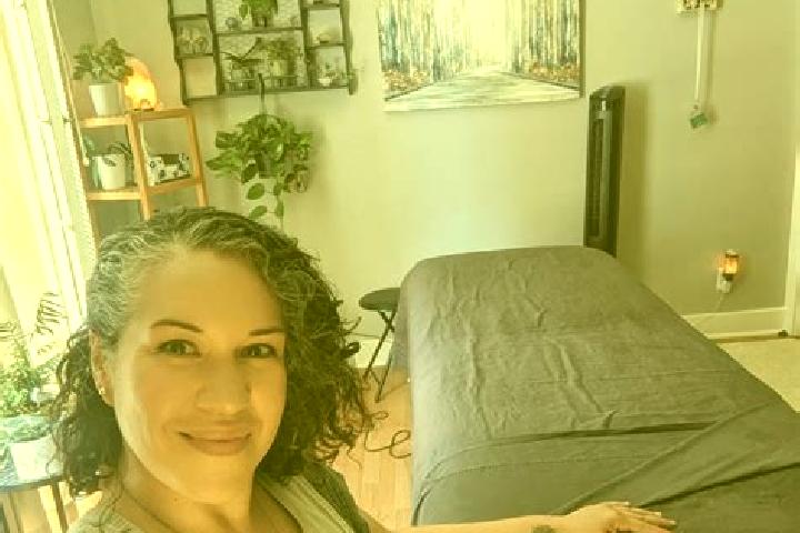 Luna, 35, a auburn amber-eyed indian companion based in Santa Martha. Offering 69, A-Level, Massage. Available for incall and outcall, overnight bookings ava...
