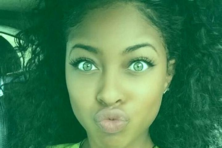 Luna, 35, a black green-eyed ebony companion based in Zhenlai. Offering A-Level, BDSM, Couples. Available for incall and outcall, overnight bookings available.