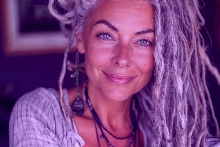 Luna, 35, a black grey-eyed caucasian companion based in Ulcombe. Offering CIM, BDSM, A-Level. Available for incall and outcall, overnight bookings available.