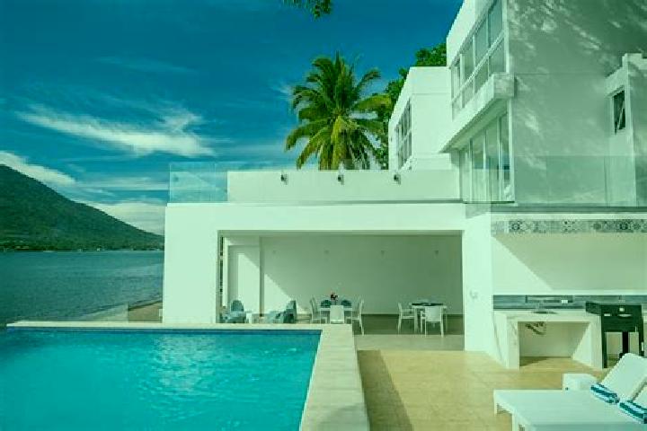 Luna, 35, a blonde amber-eyed caribbean companion based in Jicaro Galan. Offering CIM, Travel Companion, Fetish, 69. Available for incall and outcall, overni...