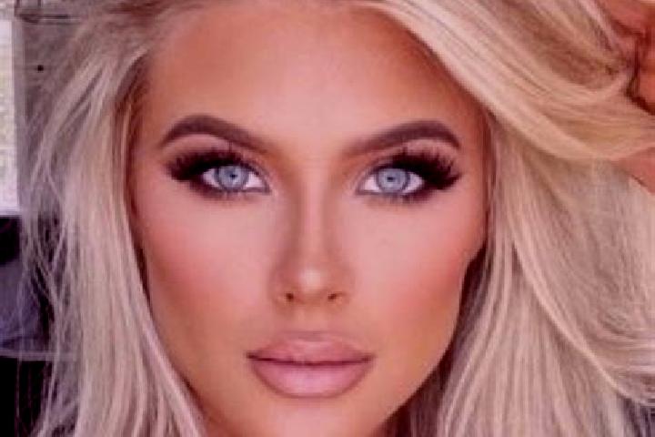 Luna, 35, a platinum blonde blue-eyed mixed companion based in Umundugba. Offering Striptease, Couples, Domination. Available for incall and outcall, overnig...