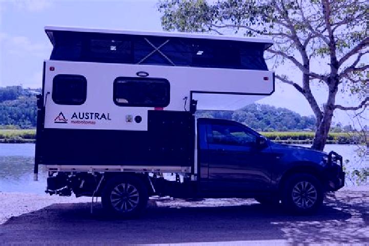 Luna, 35 — Escort in Austral, Australia
