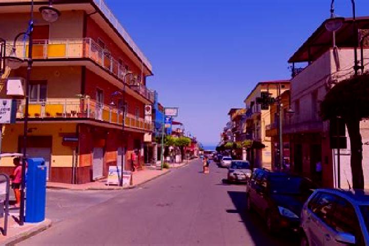 Luna, 35 — Escort in Campora San Giovanni, Italy